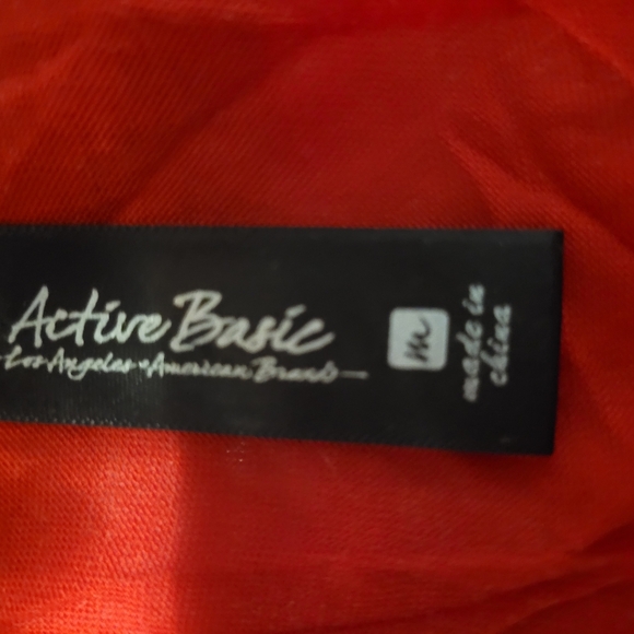 Active Basic Los Angeles Red Sequin Party Tank Top Size Medium - Picture 5 of 7